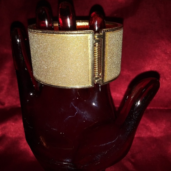 Bracelet - Picture 3 of 4